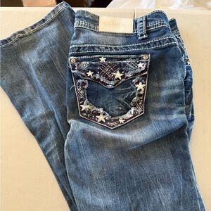 Shyanne Jeans patriotic lightly used
Size 30 Regular